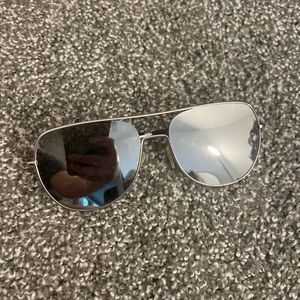 Quay sunglasses mirrors aviators